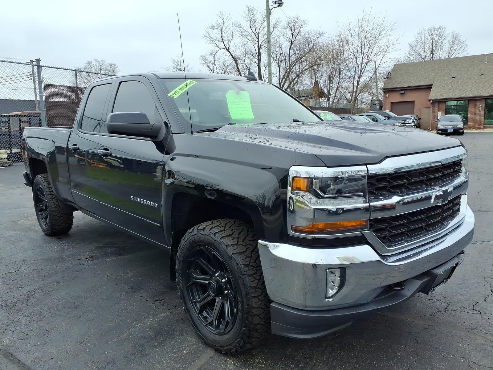 2017 CHEVROLET Silverado