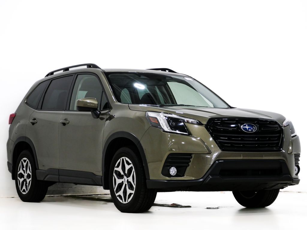 2023 SUBARU Forester
