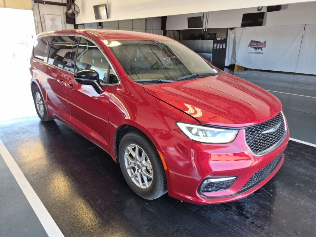 2025 CHRYSLER Pacifica