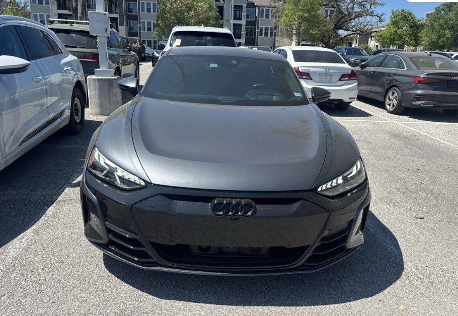 2022 Audi RS e-tron