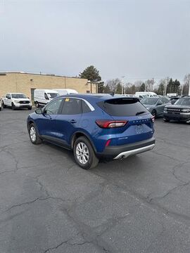 2023 FORD Escape