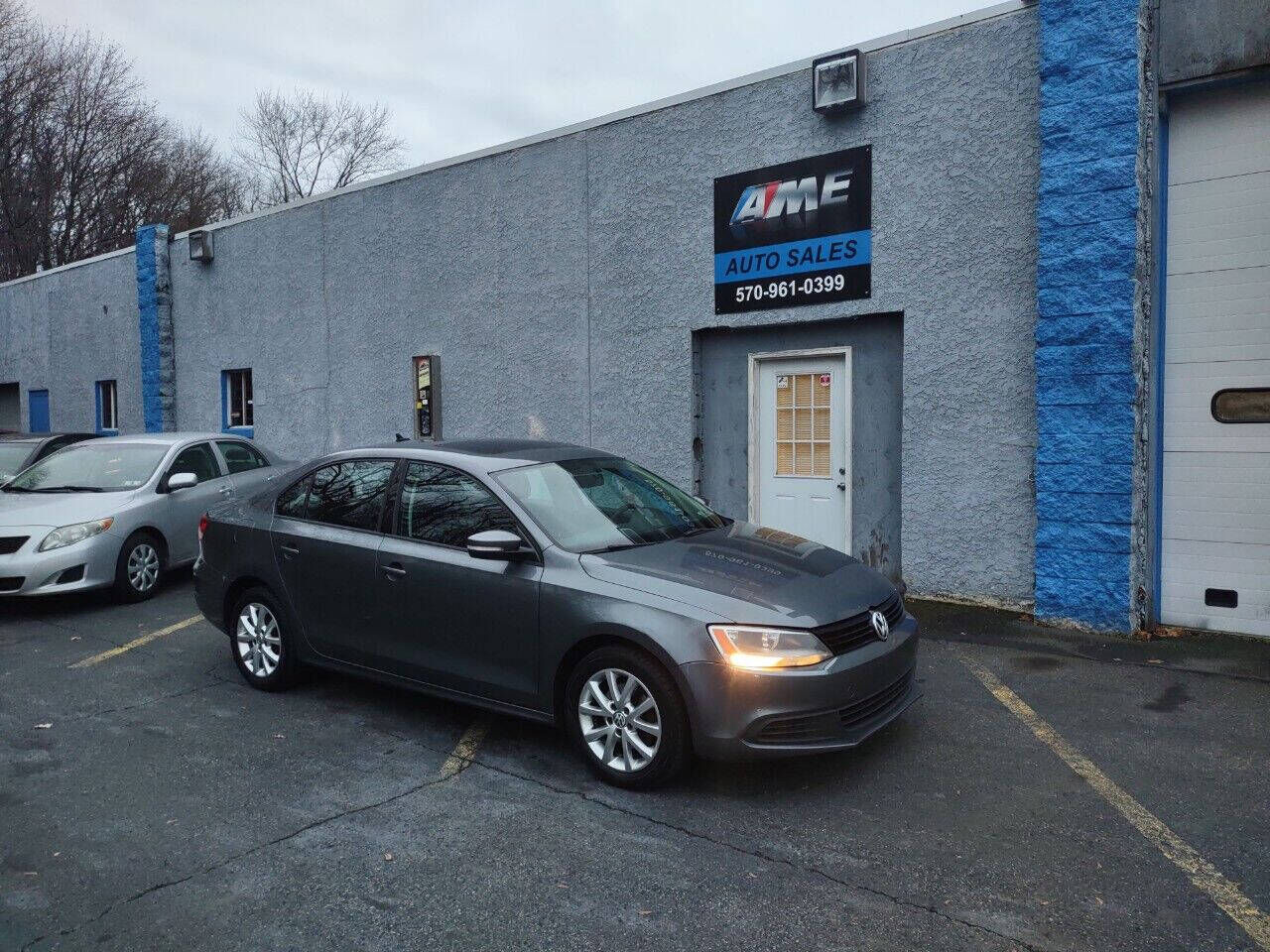 2011 VOLKSWAGEN Jetta