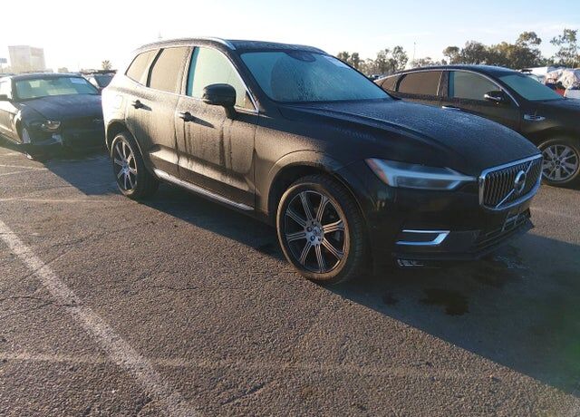 2020 VOLVO XC60