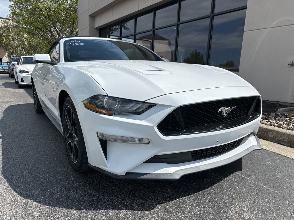 2019 FORD Mustang