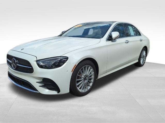 2022 MERCEDES-BENZ E-Class