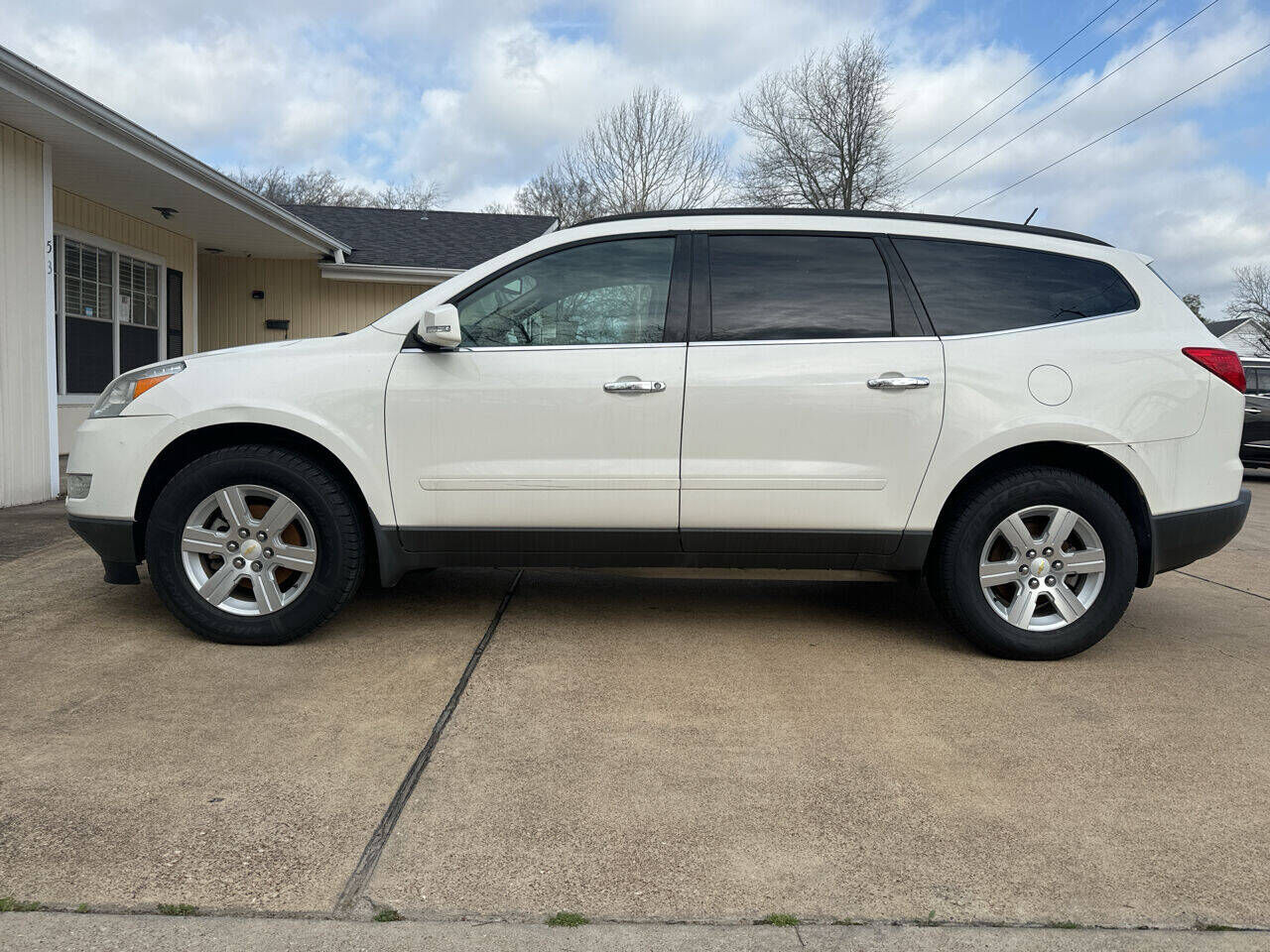 2011 CHEVROLET Traverse