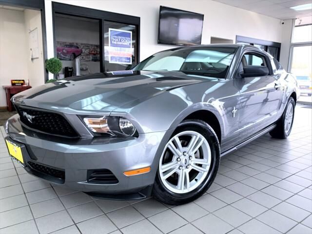 2010 FORD Mustang