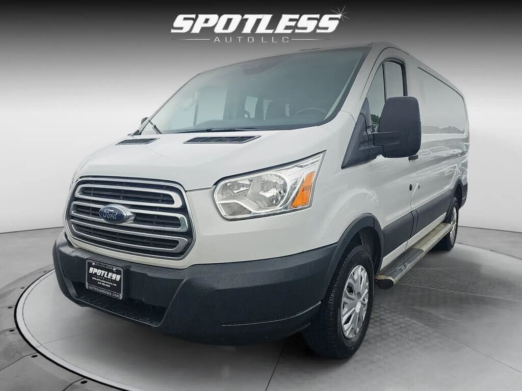 2018 FORD Transit