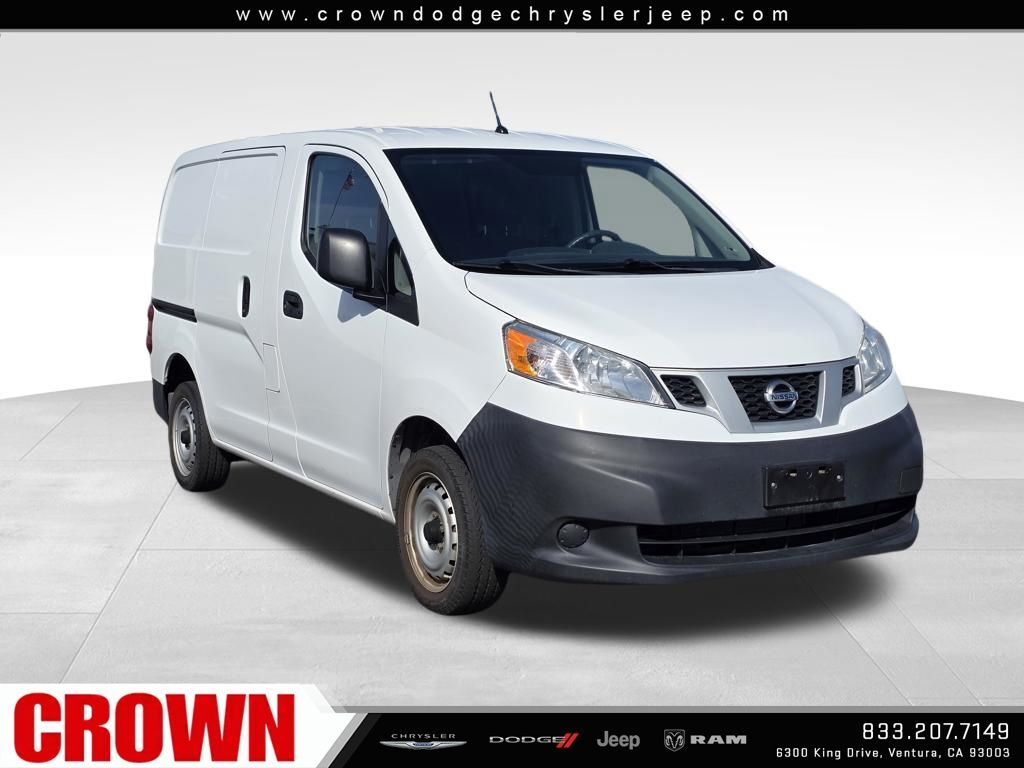 2015 NISSAN NV200