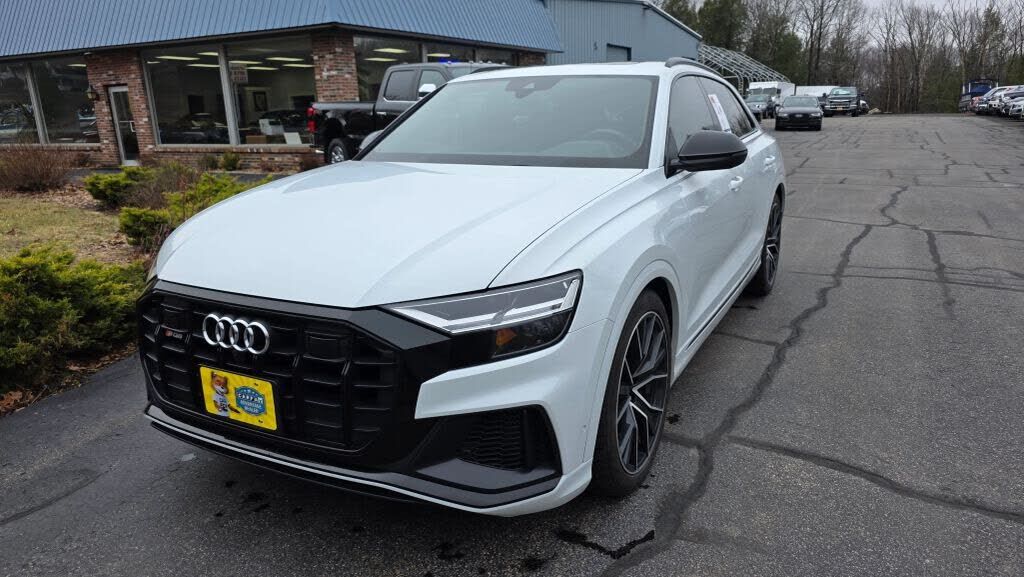 2021 AUDI SQ8