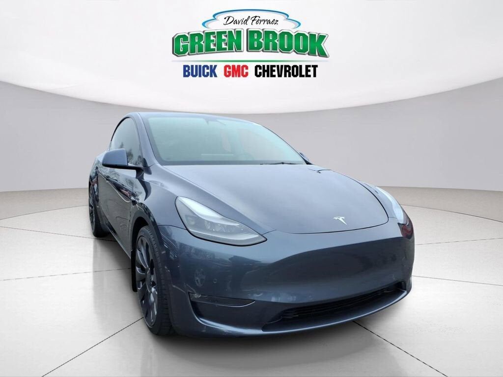 2022 TESLA Model Y