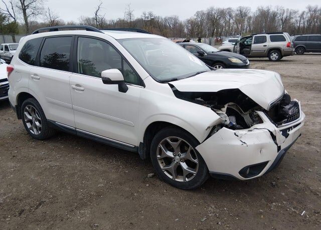 2015 SUBARU Forester