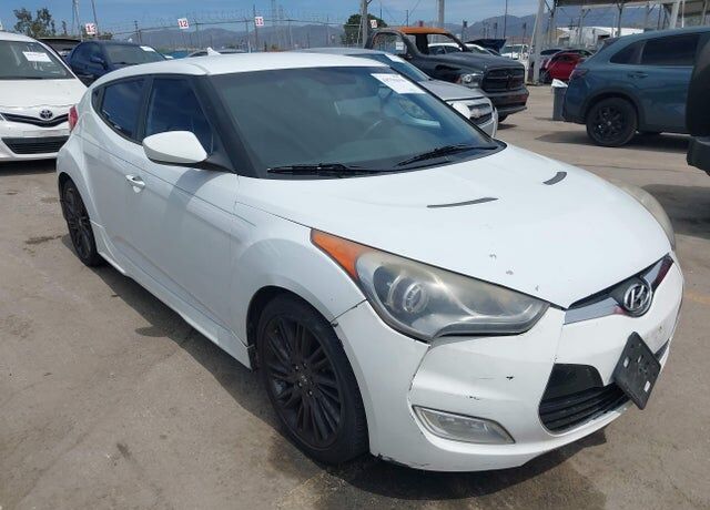 2013 HYUNDAI Veloster