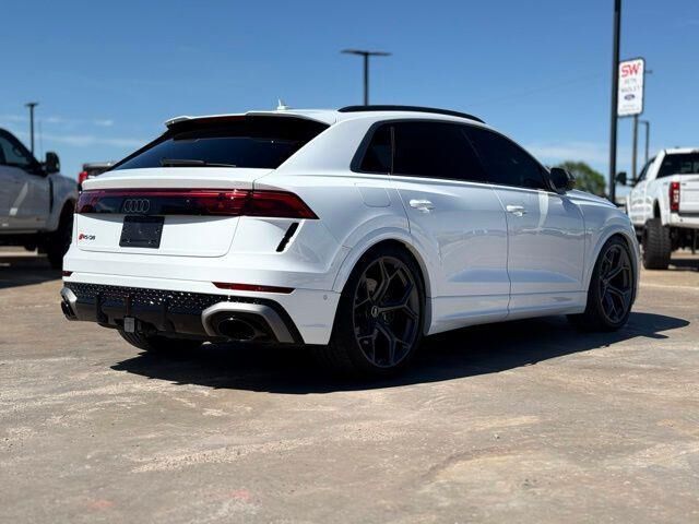 2025 Audi RS Q8