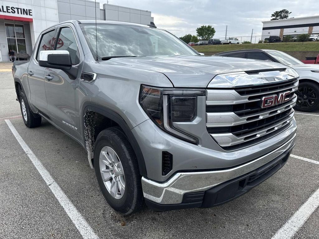 2024 GMC Sierra