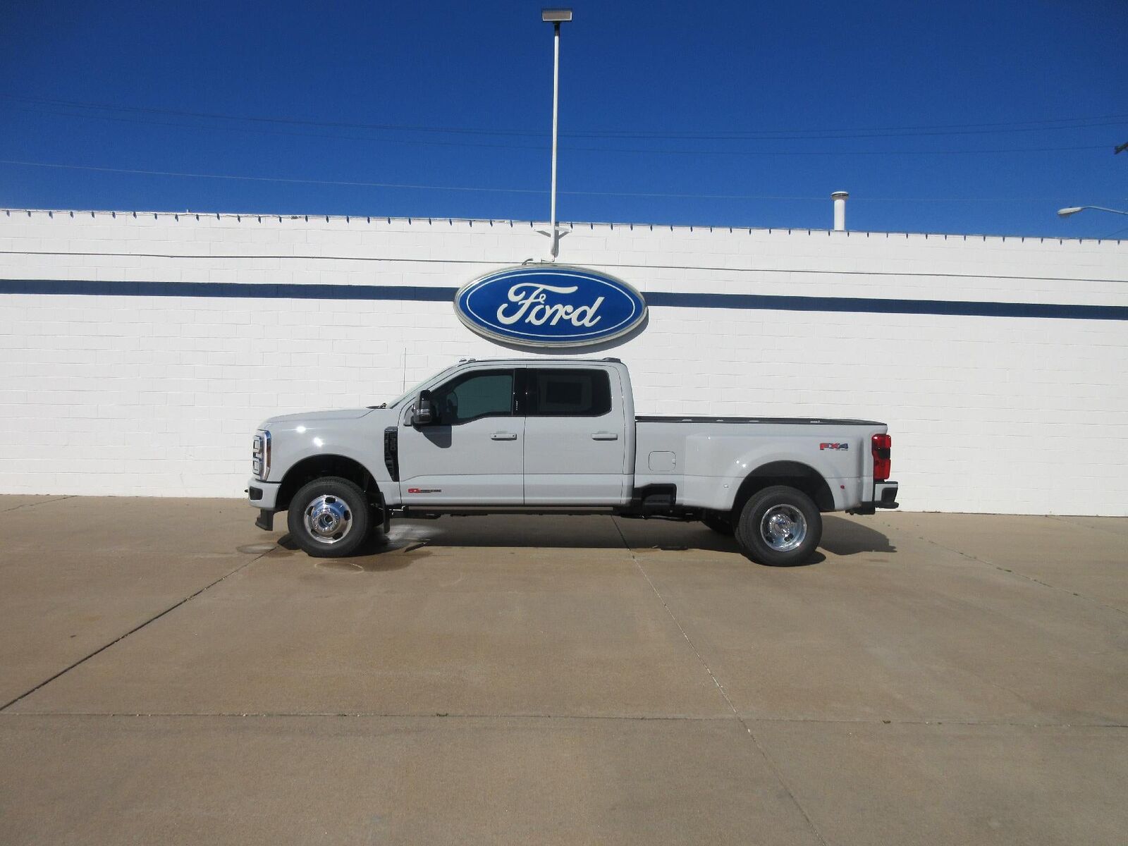 2026 FORD F-350