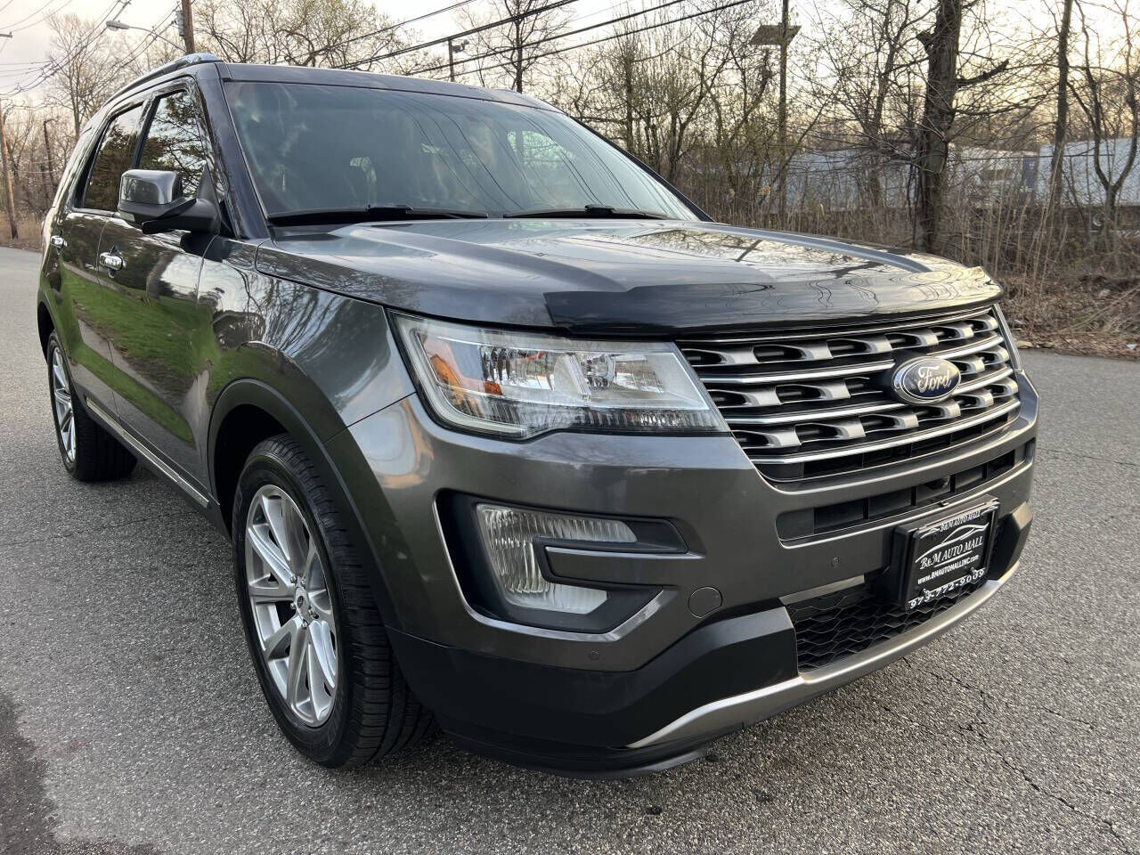 2017 FORD Explorer