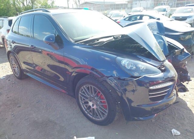 2013 PORSCHE Cayenne