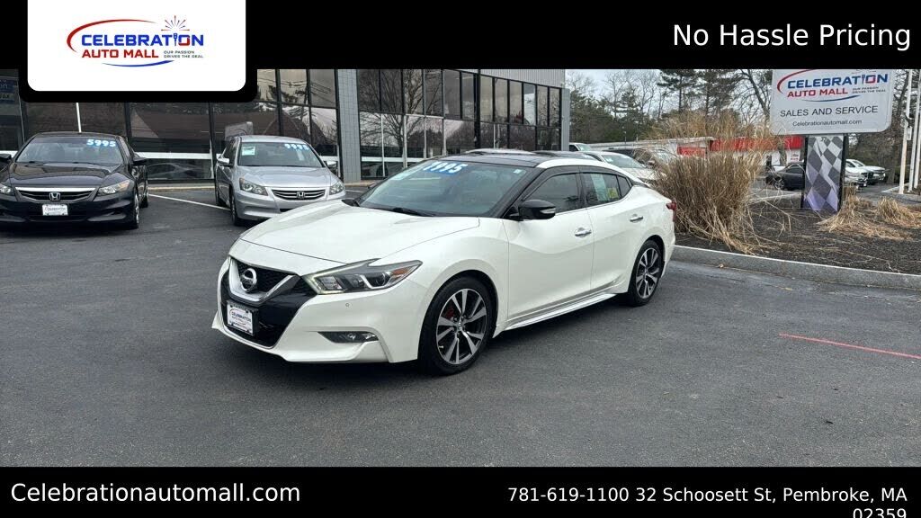 2017 NISSAN Maxima
