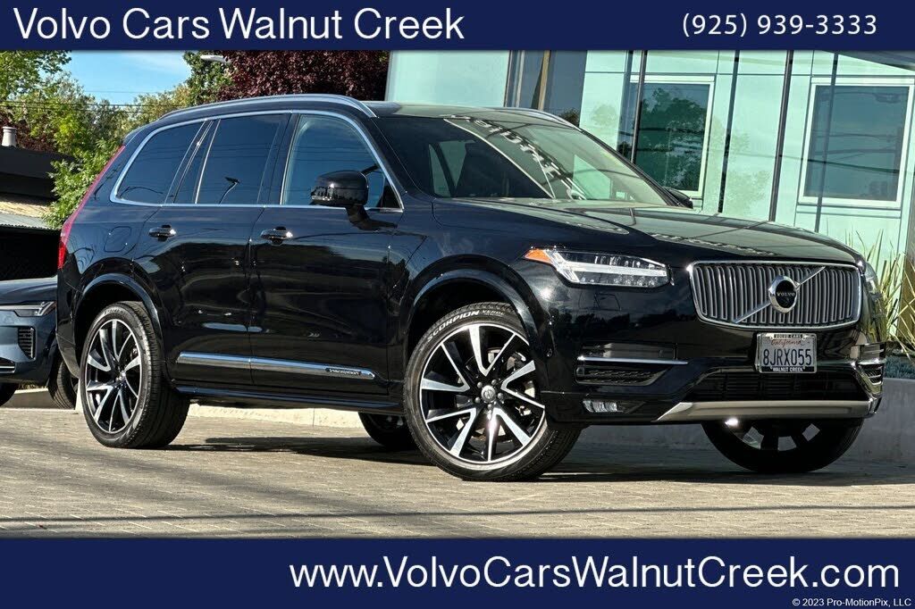 2019 VOLVO XC90