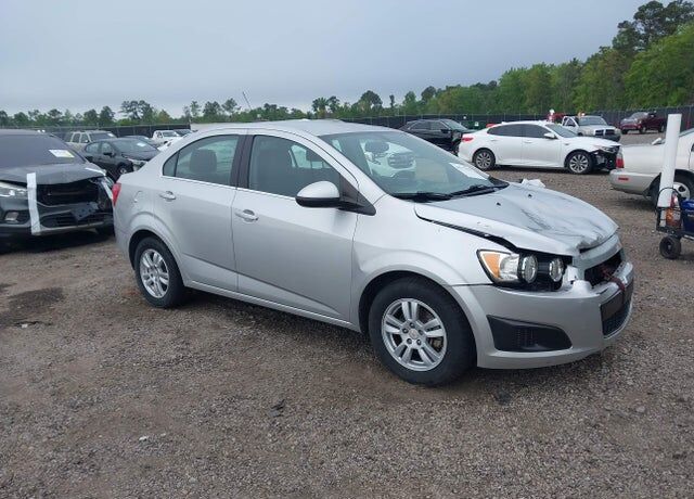 2016 CHEVROLET Sonic