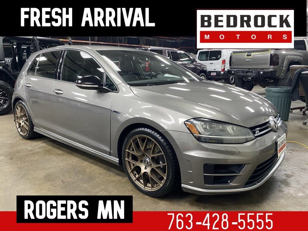 2016 VOLKSWAGEN Golf R