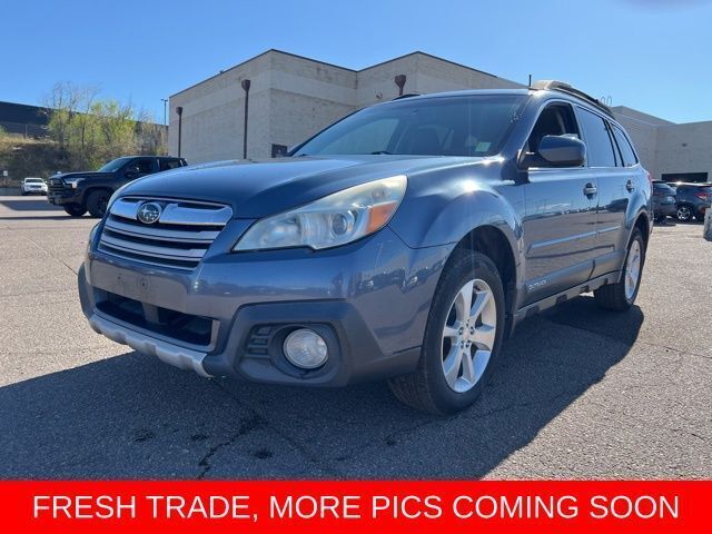 2013 SUBARU Outback