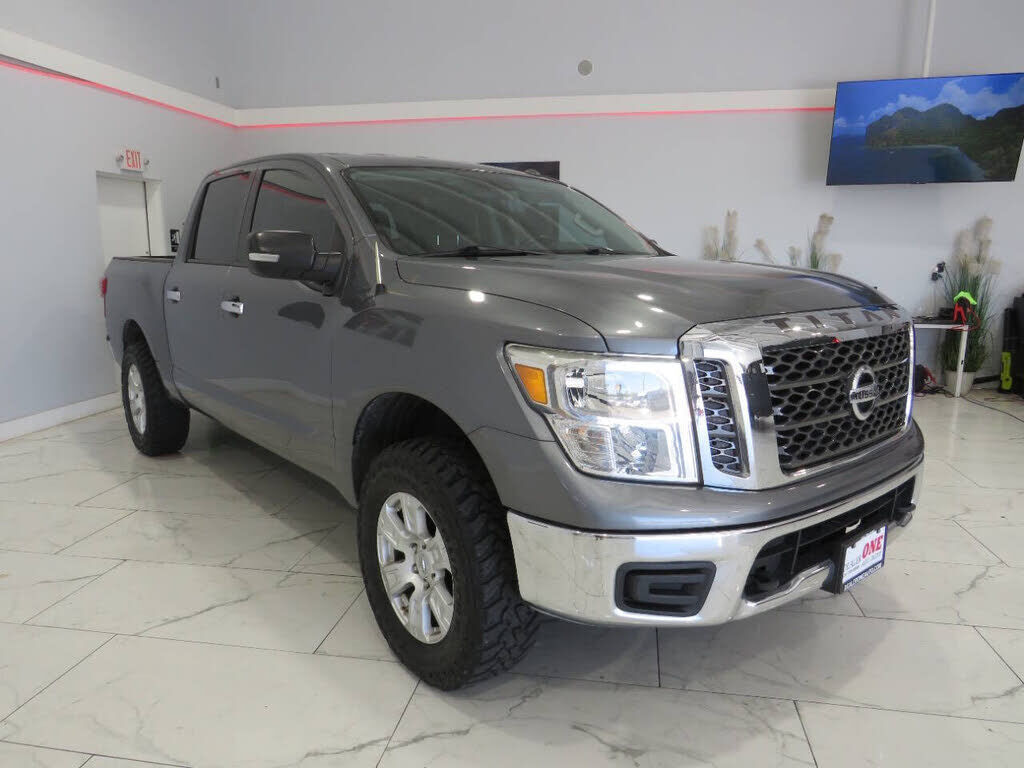 2018 NISSAN Titan