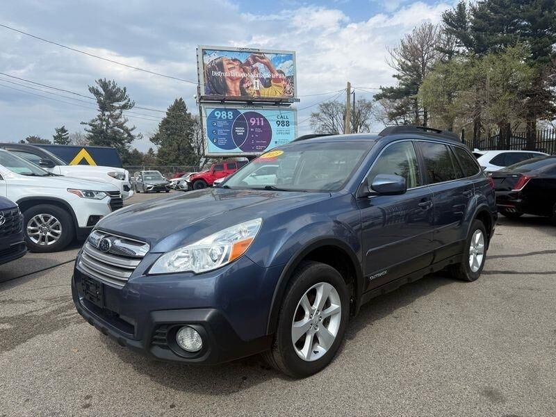 2013 SUBARU Outback