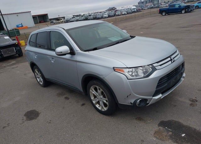 2015 MITSUBISHI Outlander