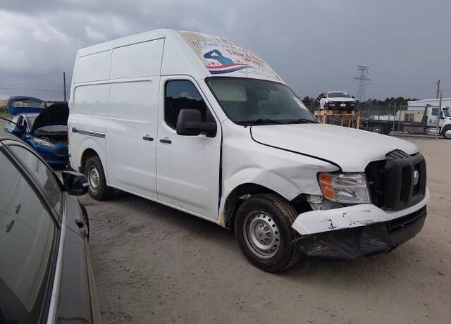 2016 NISSAN NV