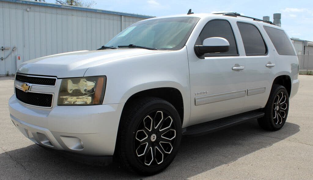 2013 CHEVROLET Tahoe