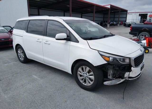 2017 KIA Sedona