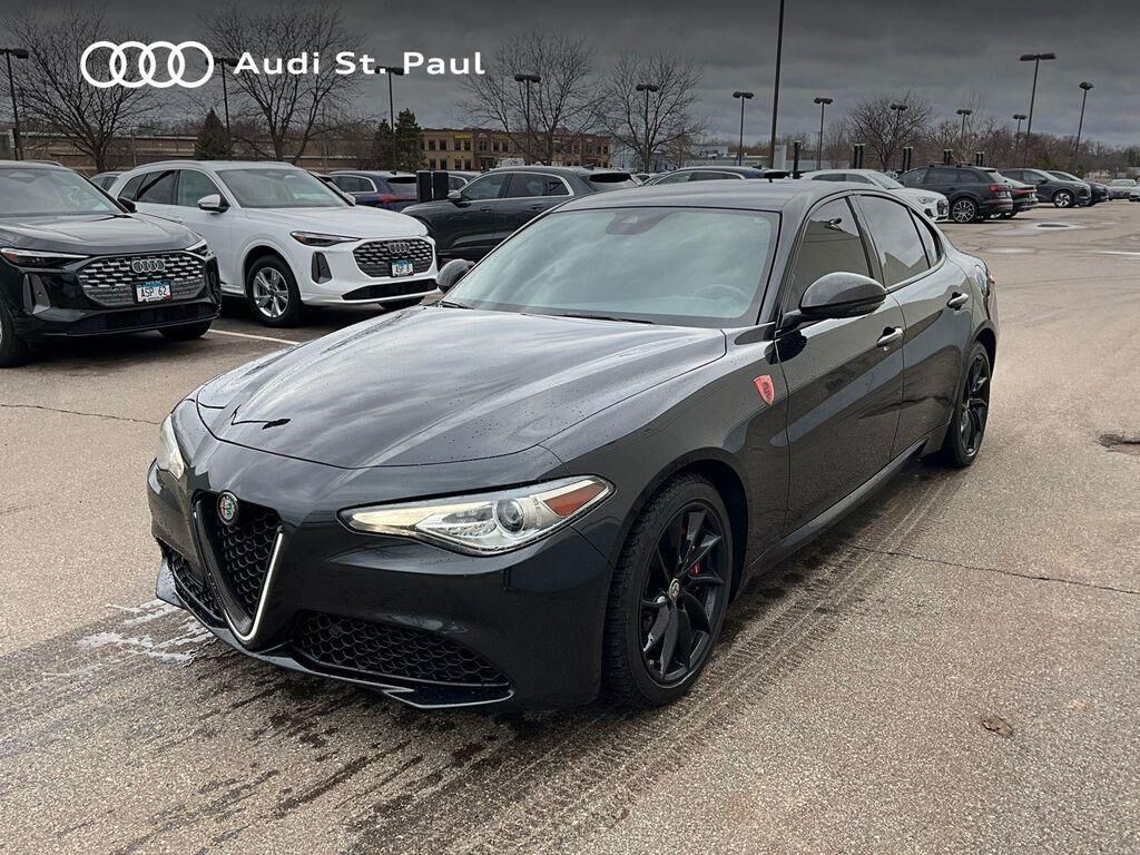 2017 ALFA ROMEO Giulia