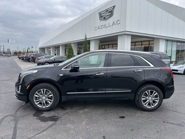2022 CADILLAC XT5