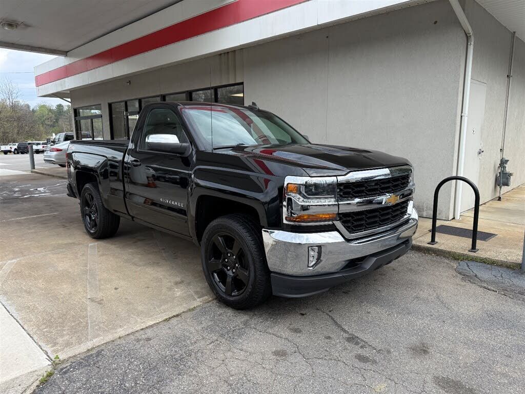 2017 CHEVROLET Silverado
