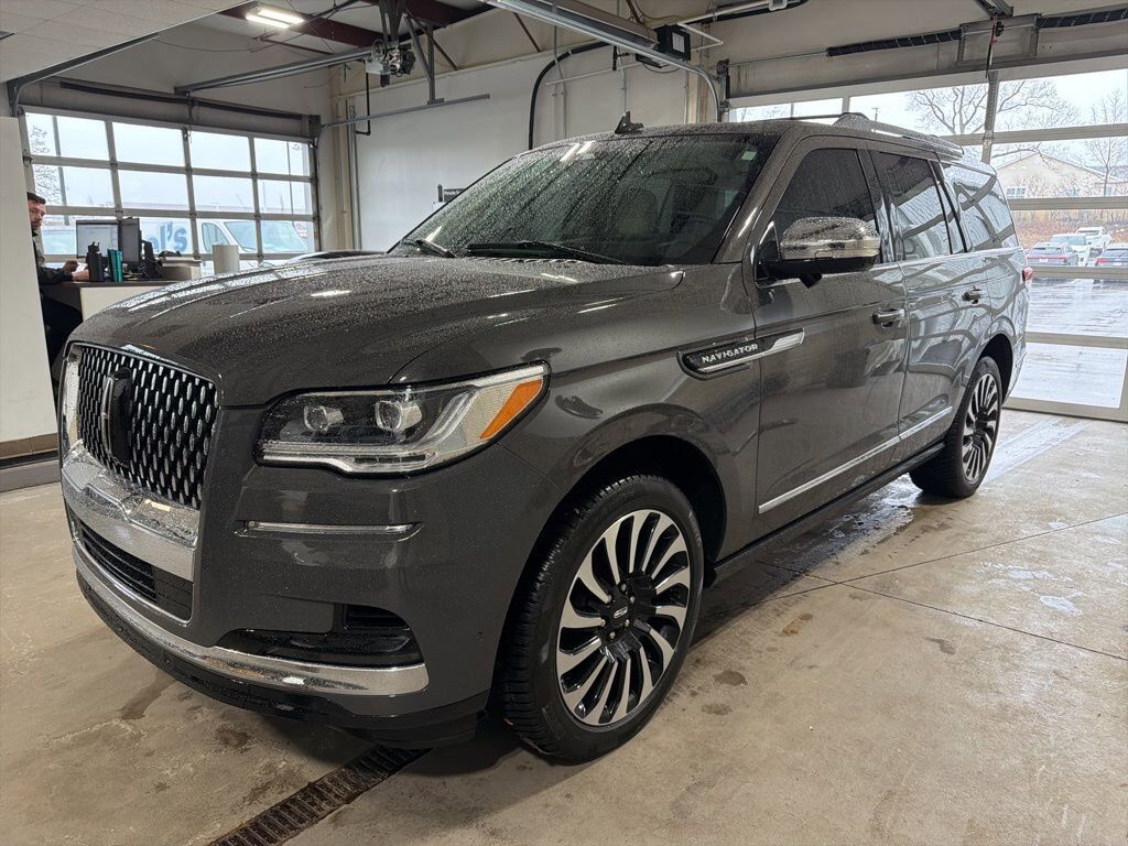 2023 LINCOLN Navigator
