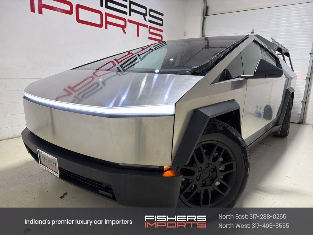 2024 TESLA Cybertruck
