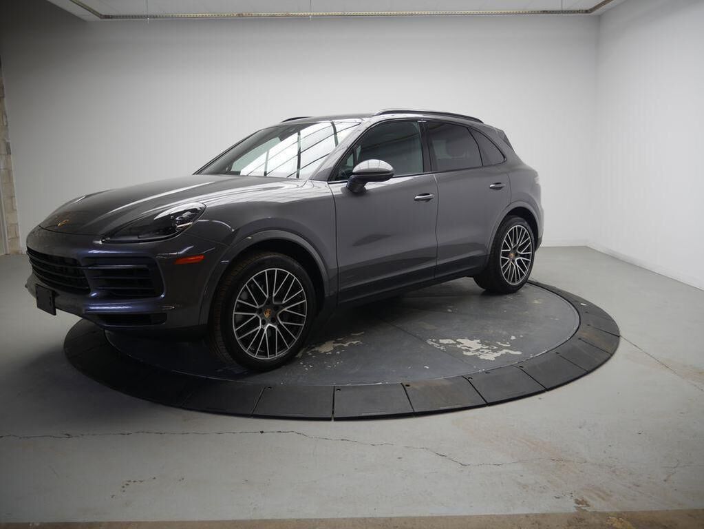 2023 PORSCHE Cayenne