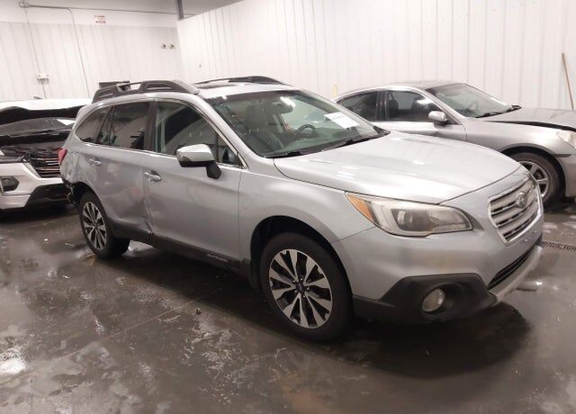 2016 SUBARU Outback