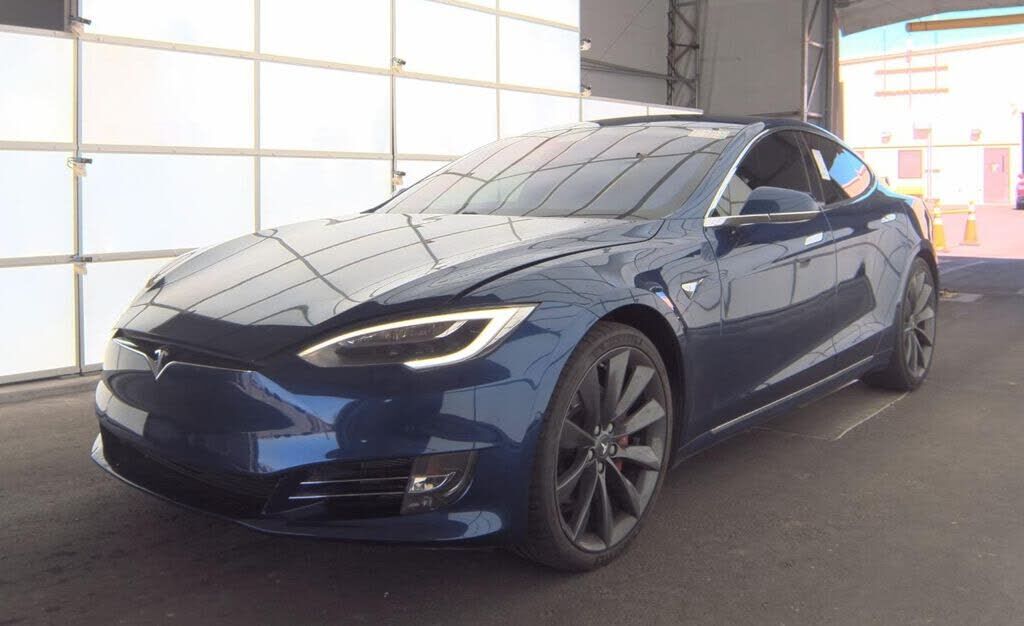 2016 TESLA Model S