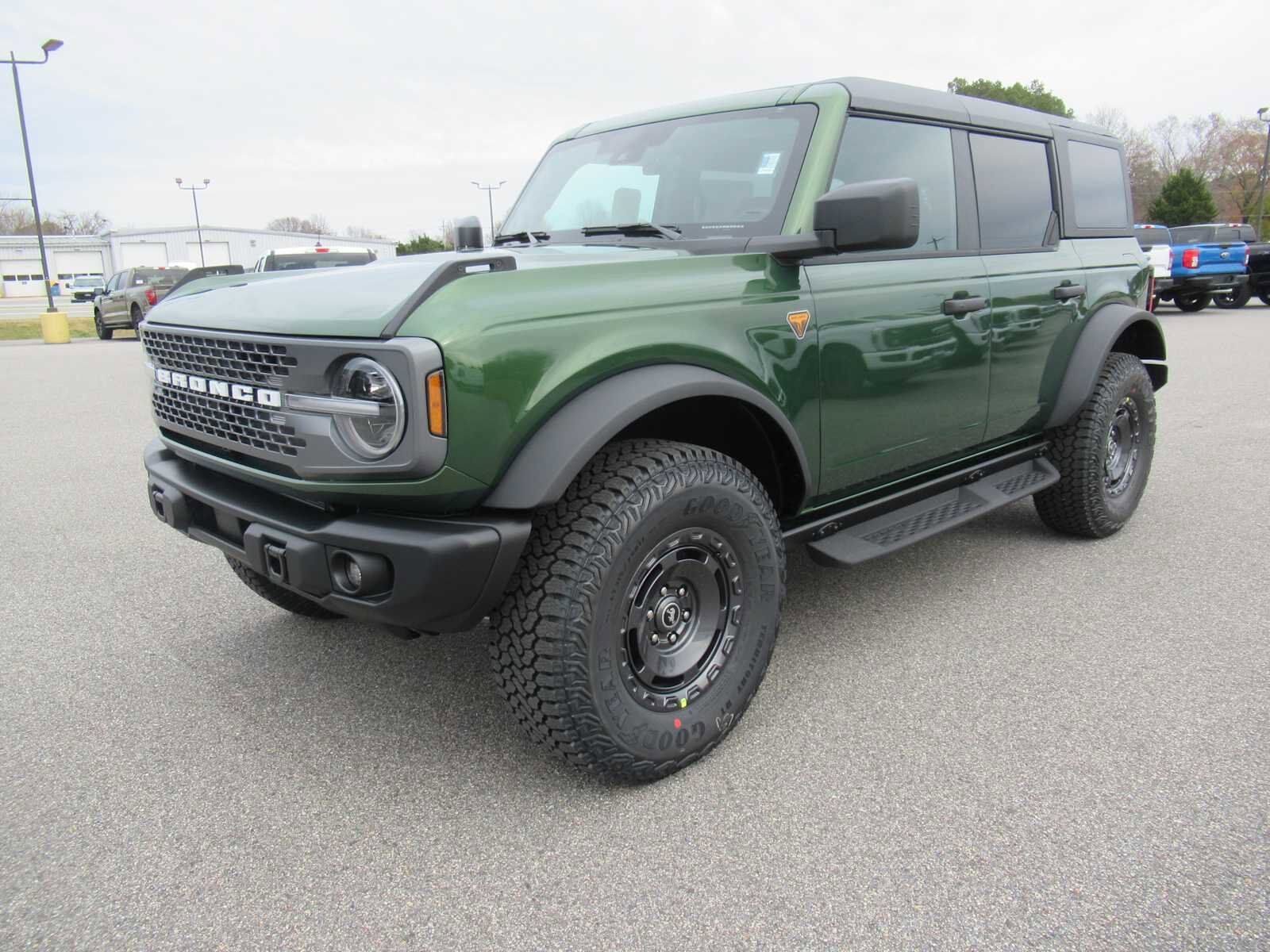 2025 FORD Bronco
