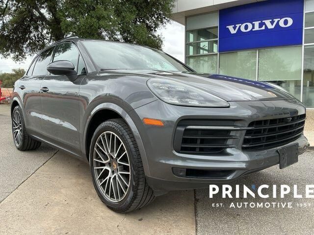 2019 PORSCHE Cayenne