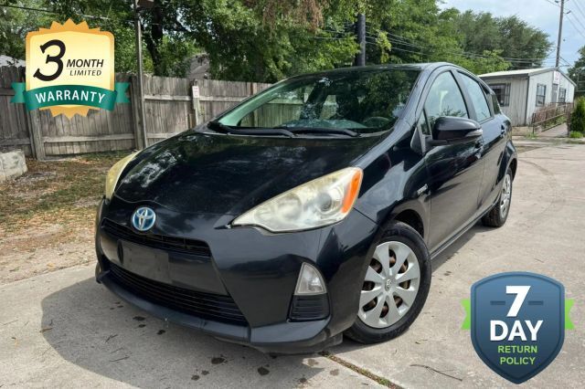 2014 TOYOTA Prius