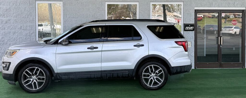 2016 FORD Explorer