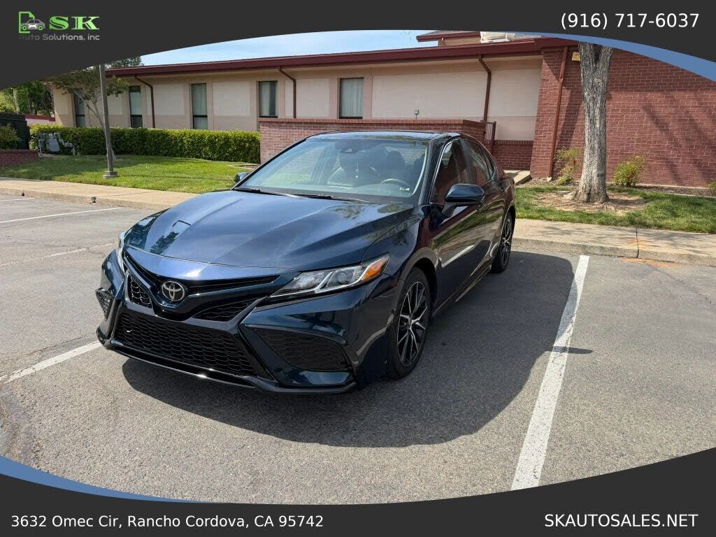 2021 TOYOTA Camry