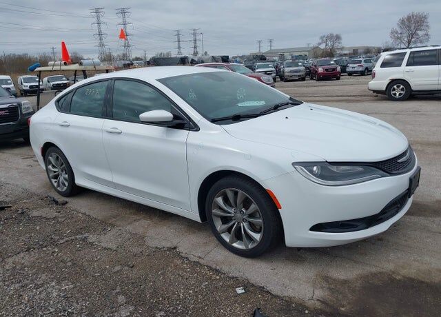 2015 CHRYSLER 200