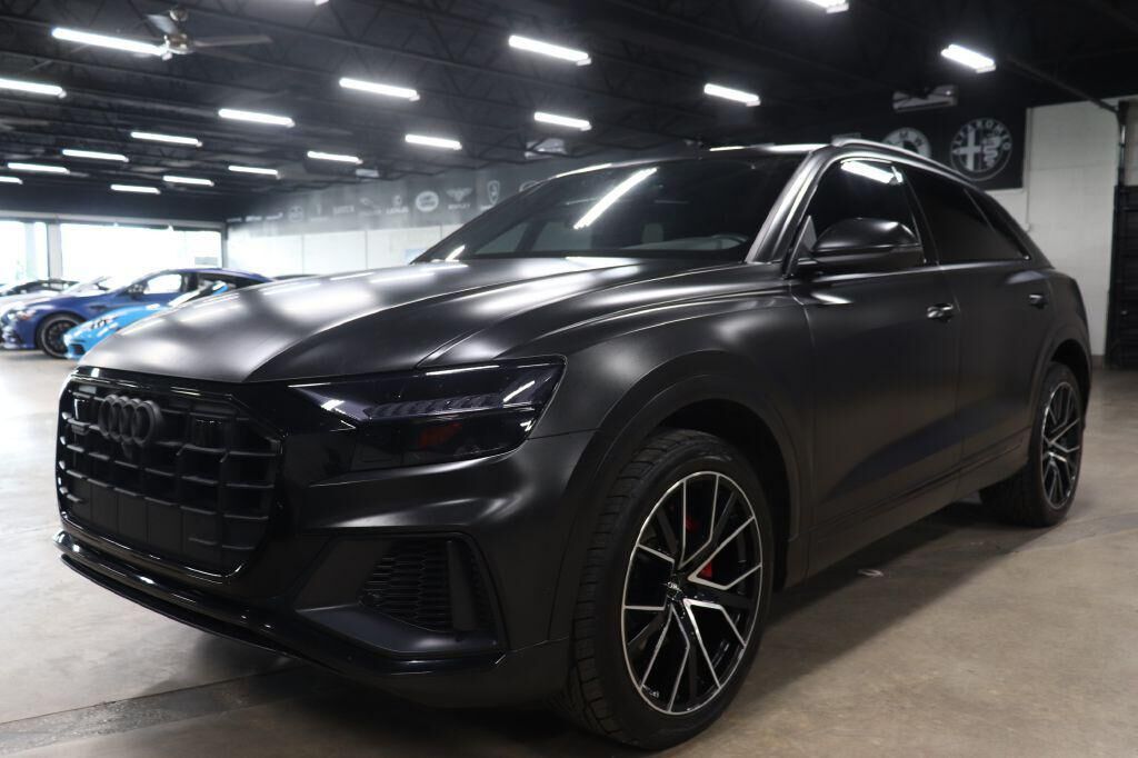 2021 AUDI Q8