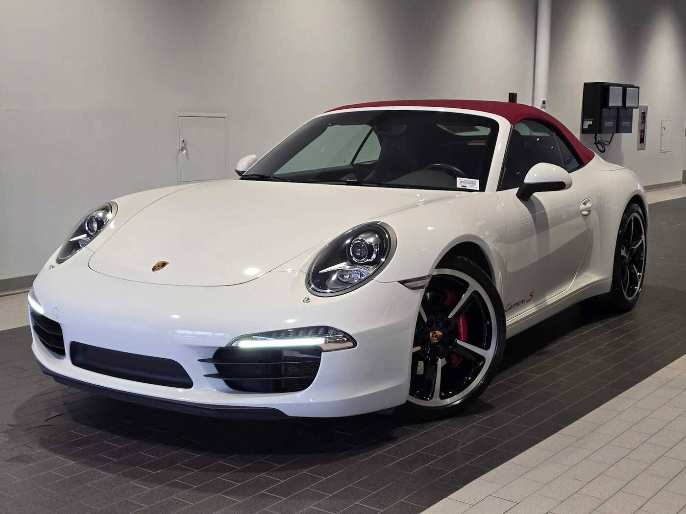 2012 PORSCHE 911