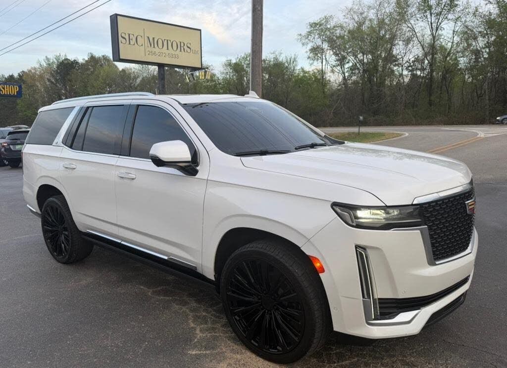 2021 CADILLAC Escalade